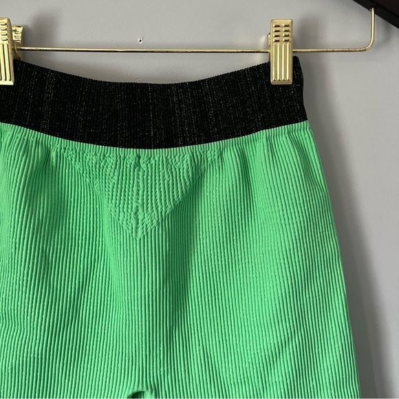 FP Movement By Free People Prajna Fresh Cut Green Ribbed Yoga Shorts Sz M/L NWT - Picture 14 of 16